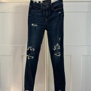 American Eagle Jegging Women’s Size 2 (26W) Dark Wash Distressed Skinny Jeans